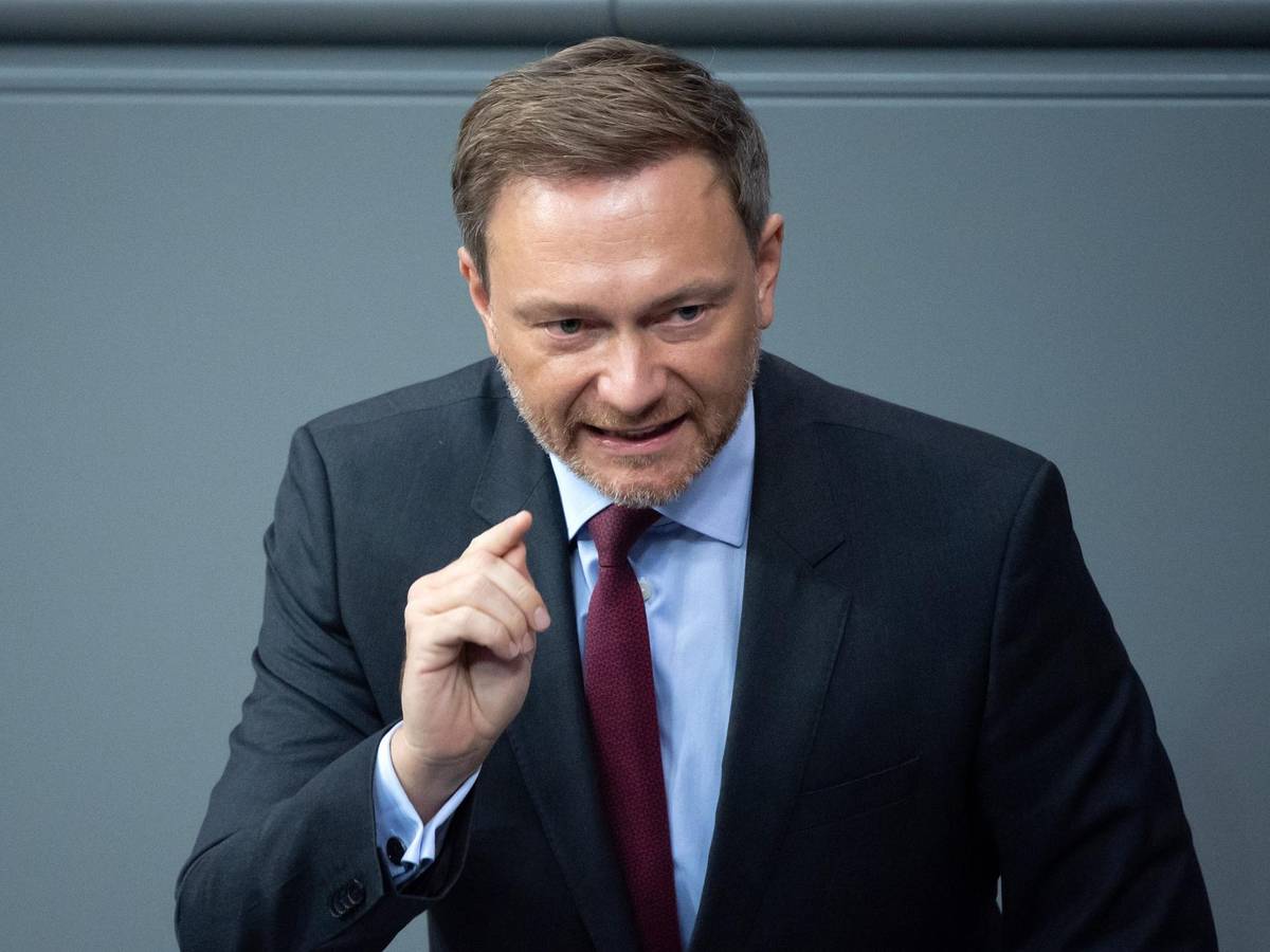 Christian Lindner (hier im Bundestag) hat seine Zurückhaltung gegenüber Ungeimpften überdacht.