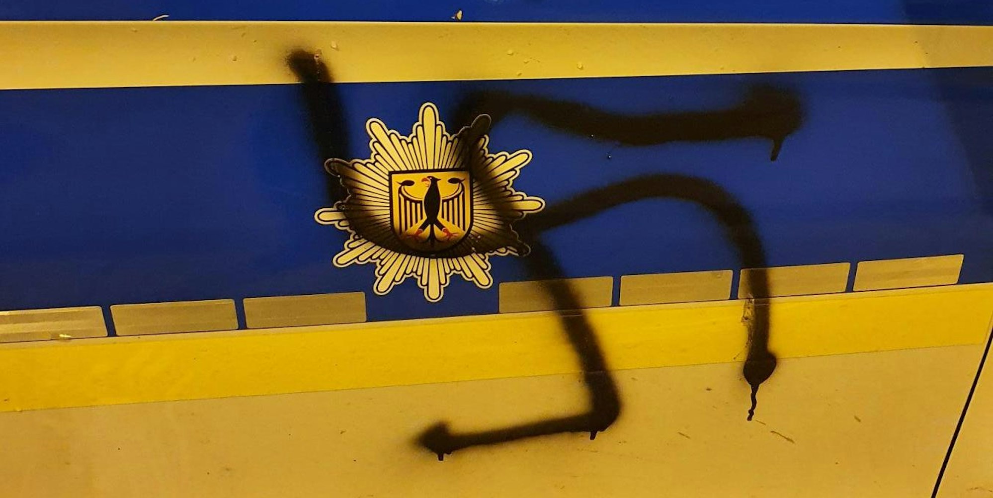 Hakenkreuz Polizeiwagen Hagen