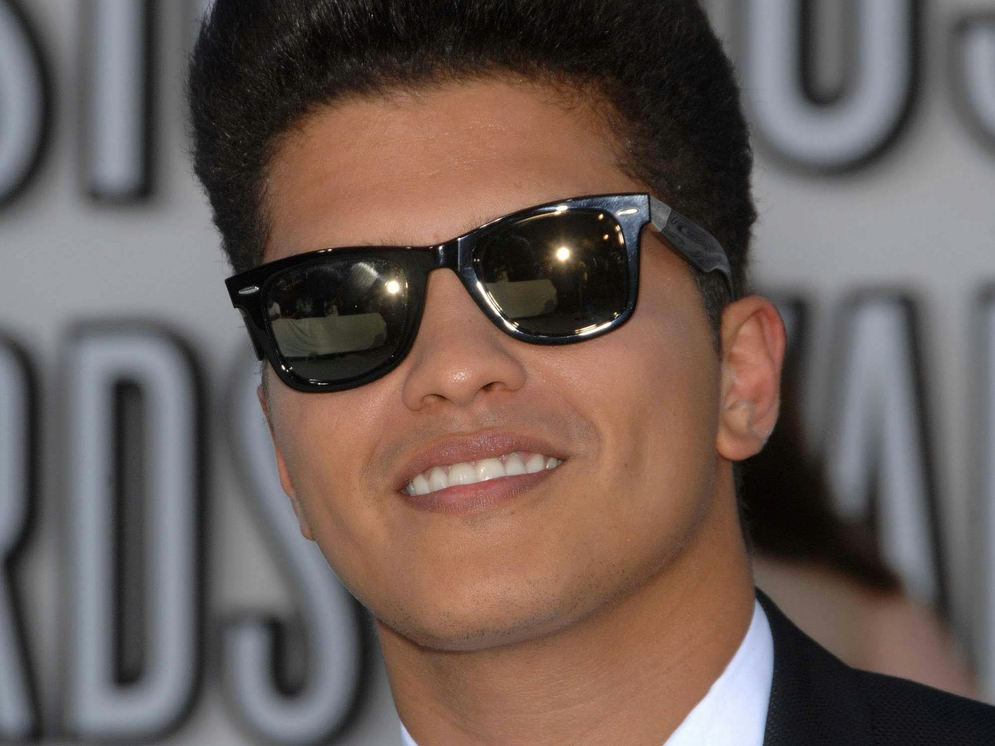 Bruno Mars auf einer Preisverleihung.