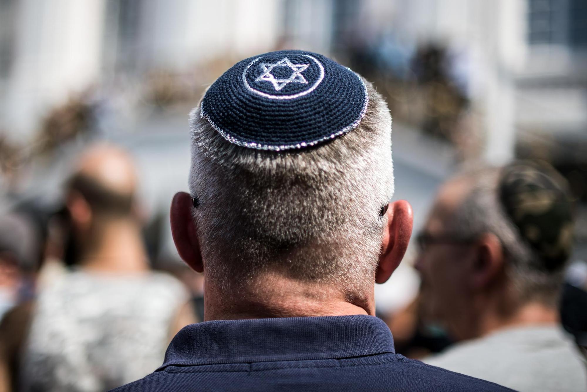 Mann mit Kippa