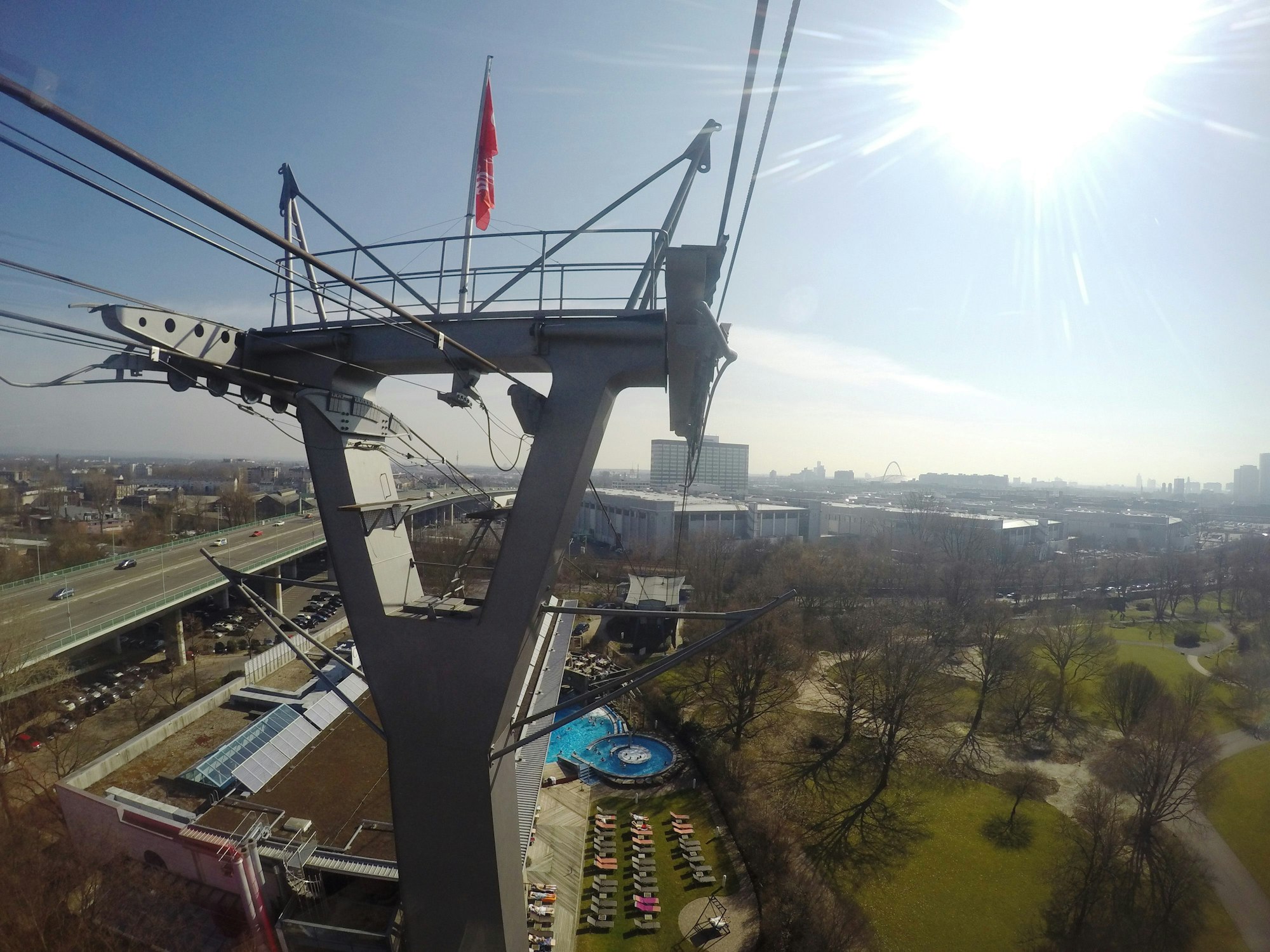 01K___22_71-102061964_ori