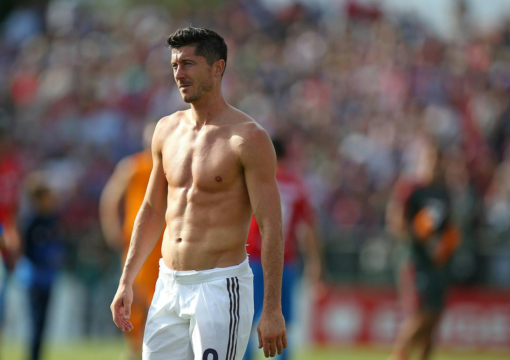 Robert_Lewandowski_180823