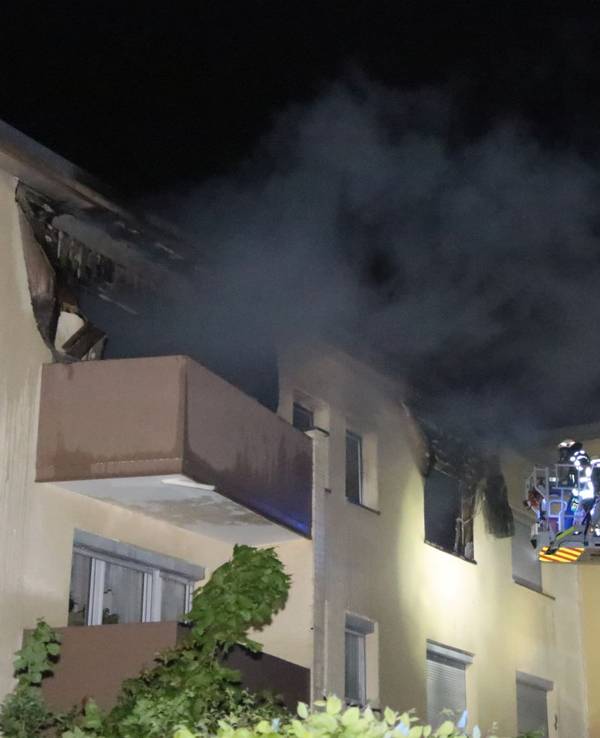 Großbrand_Leverkusen1_270521