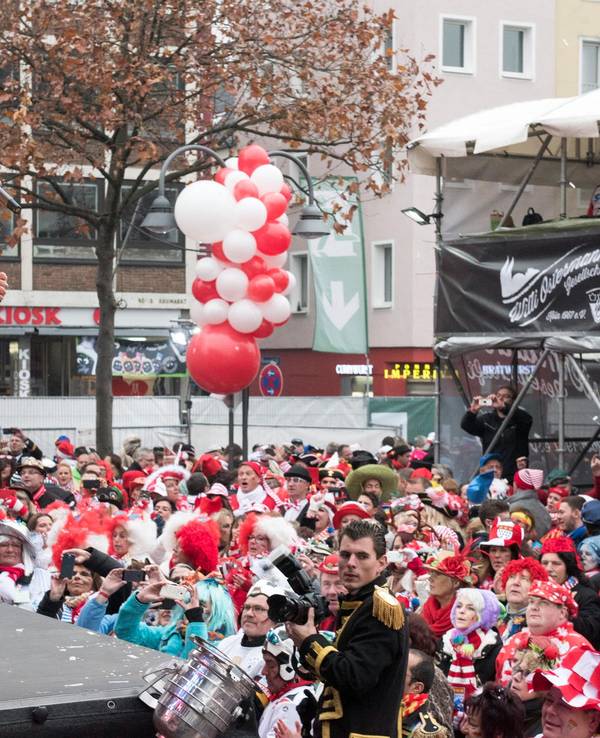 11.11. in Köln mit Brings auf dem Heumarkt