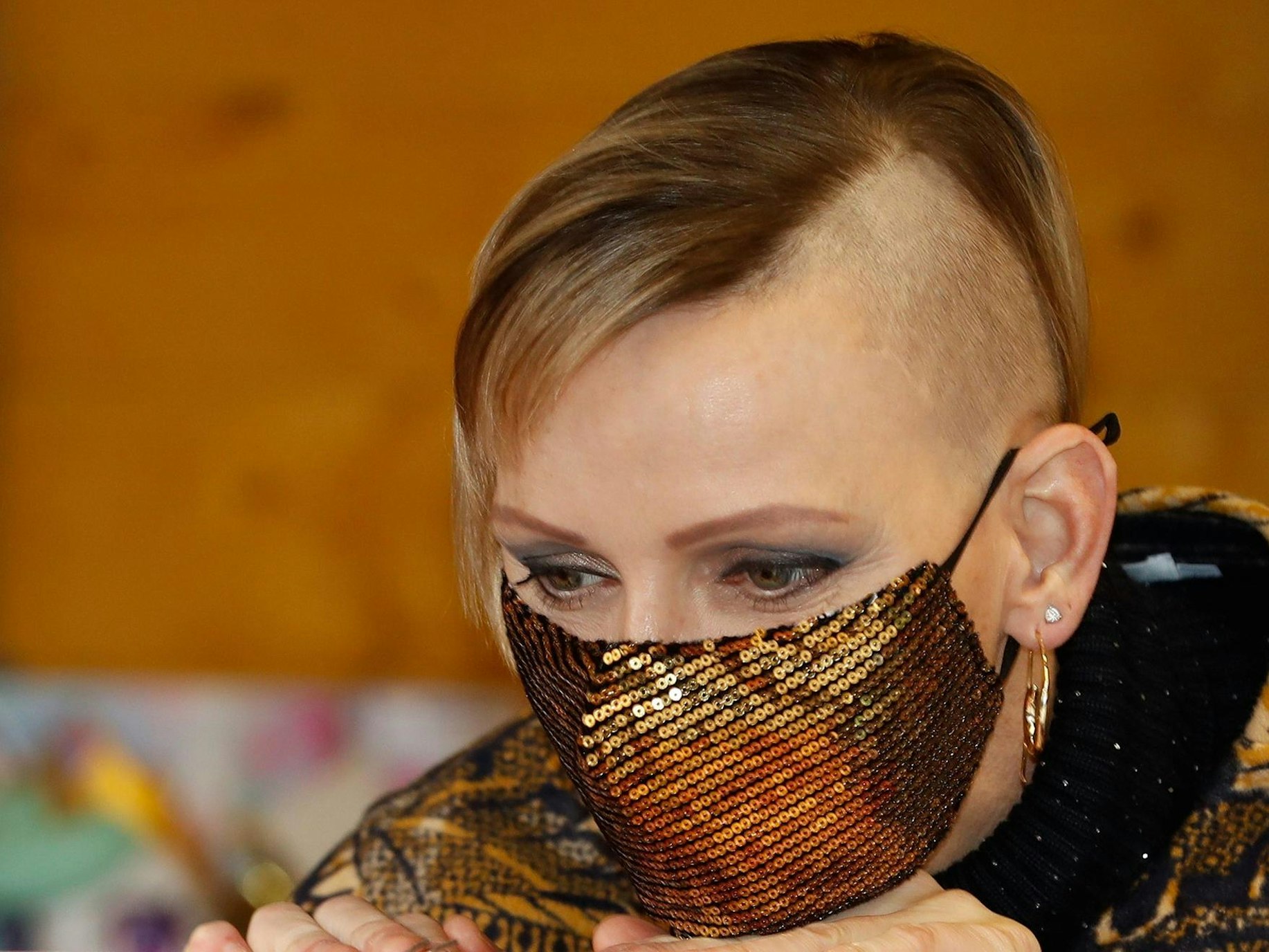 Charlène von Monaco präsentiert ihre neue Frisur, einen Undercut.