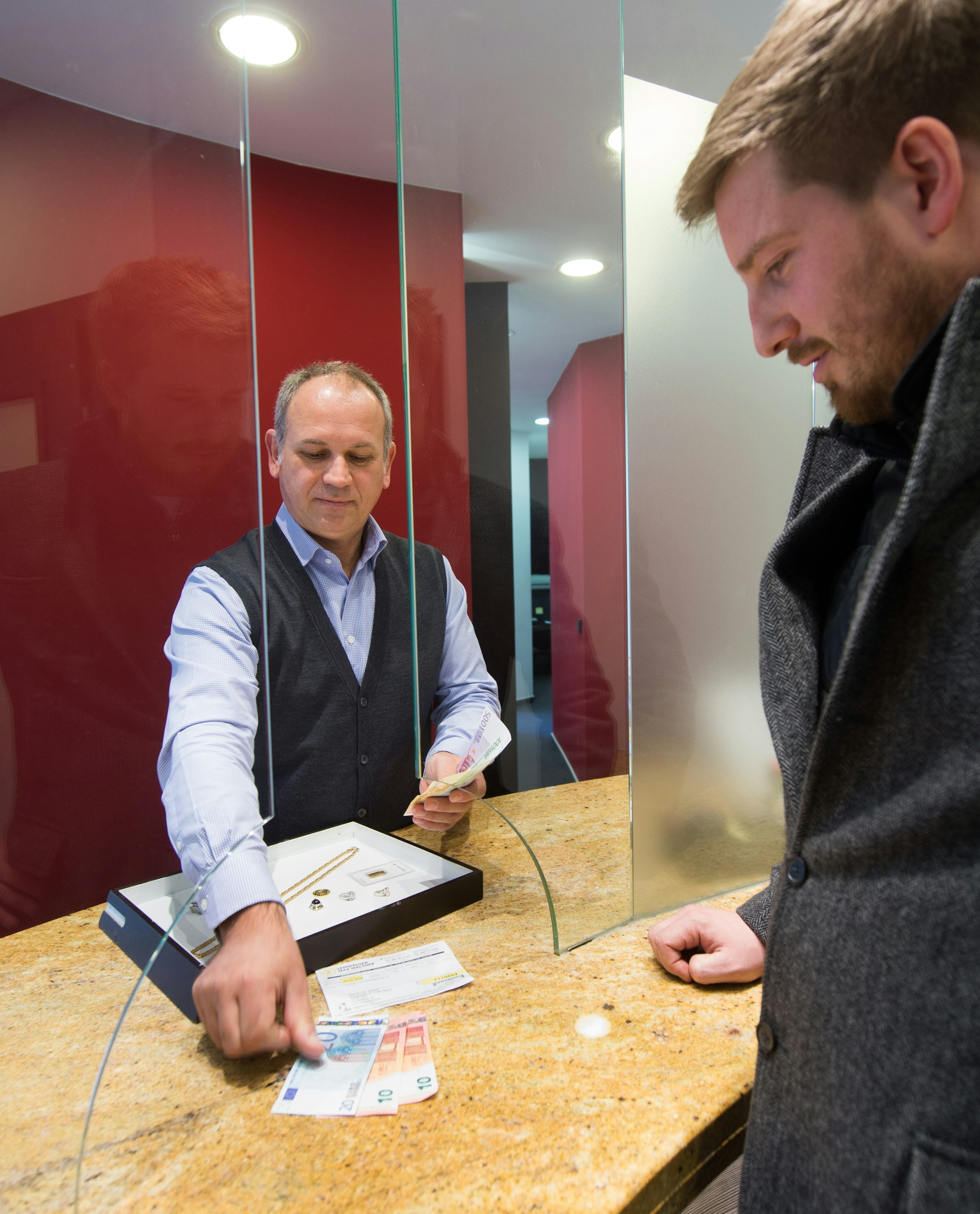 Auslöse im Pfandleihhaus