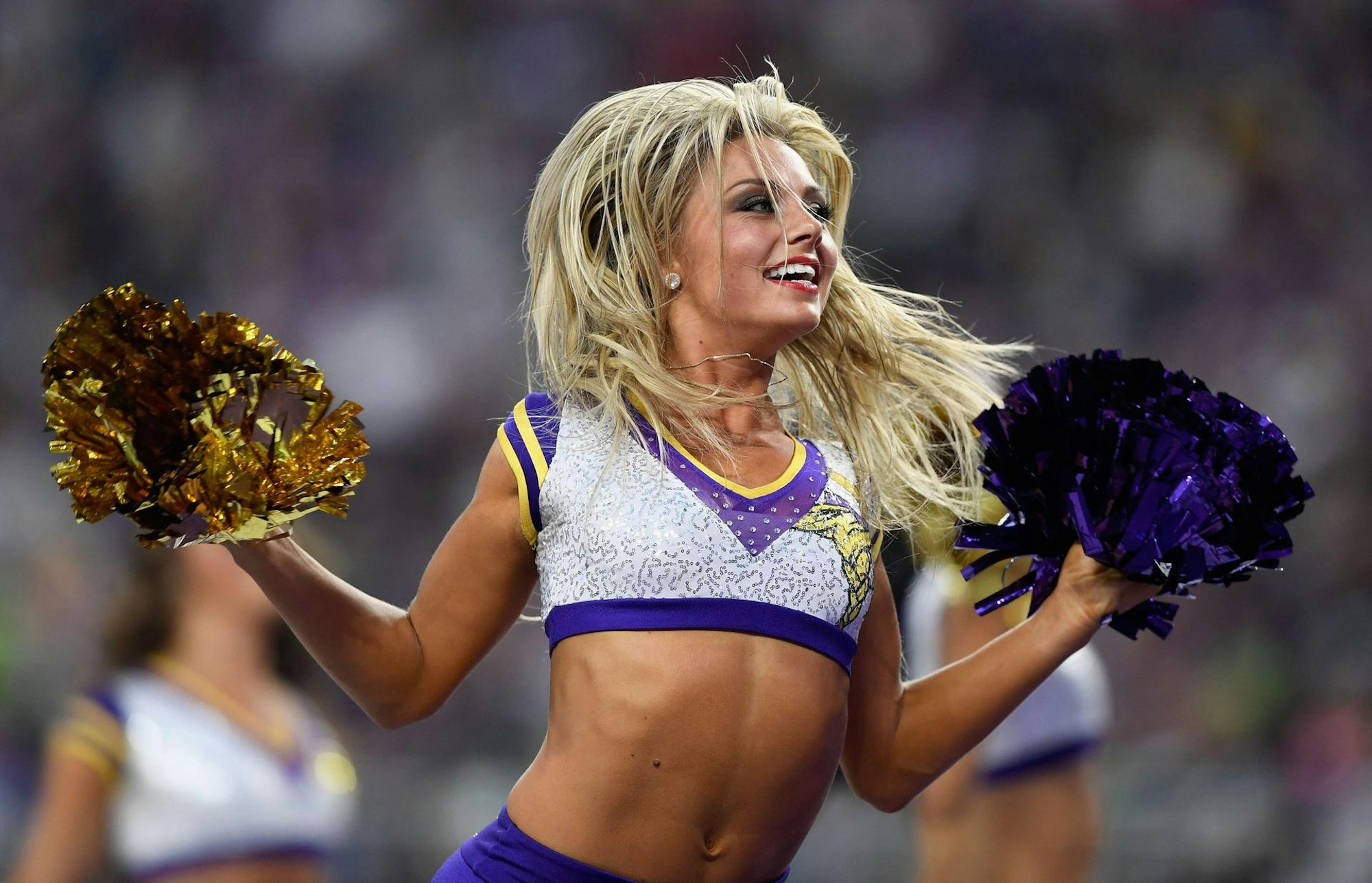 Cheerleader_Minnesota_Vikings