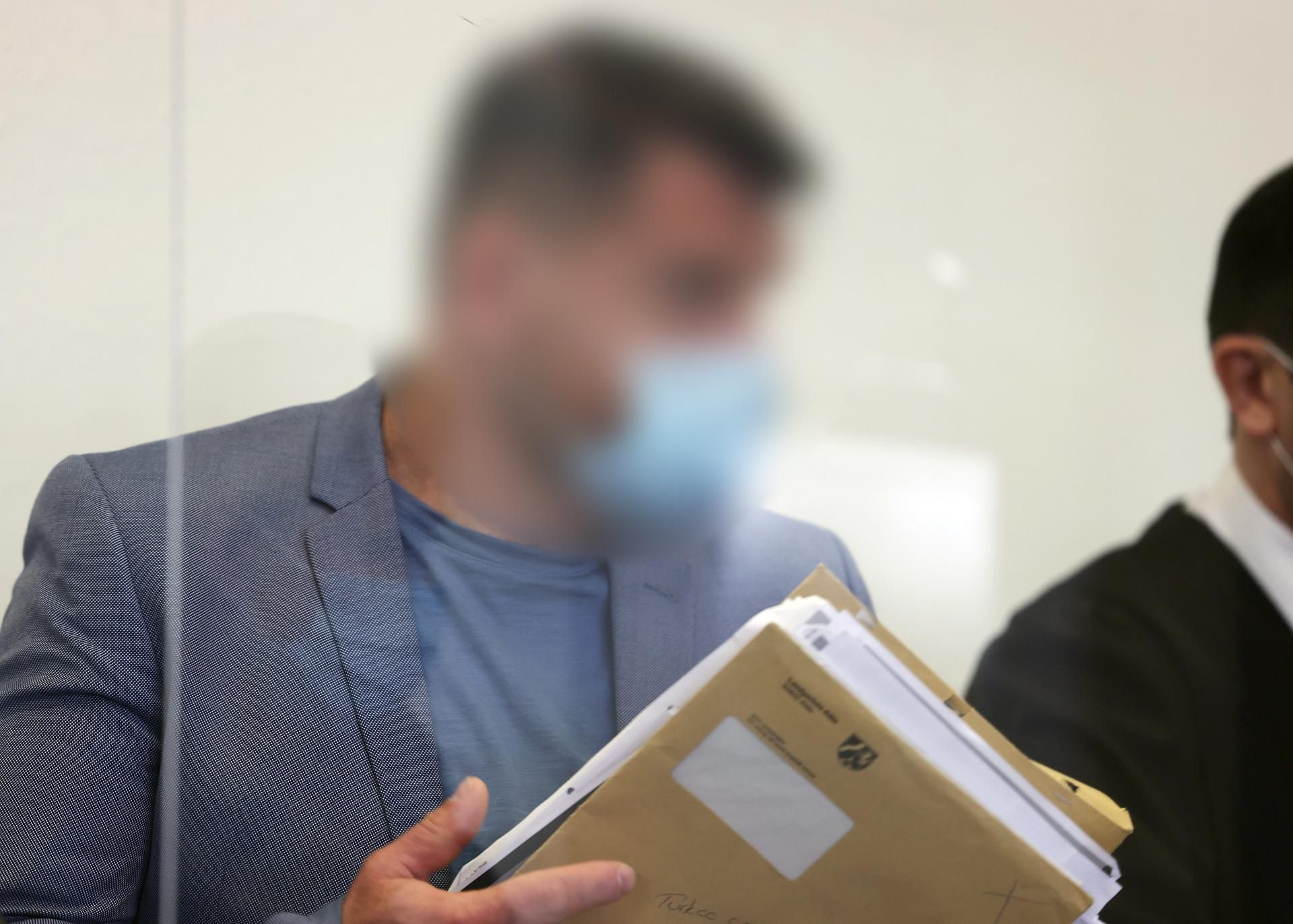 Angeklagter Schuss in Po