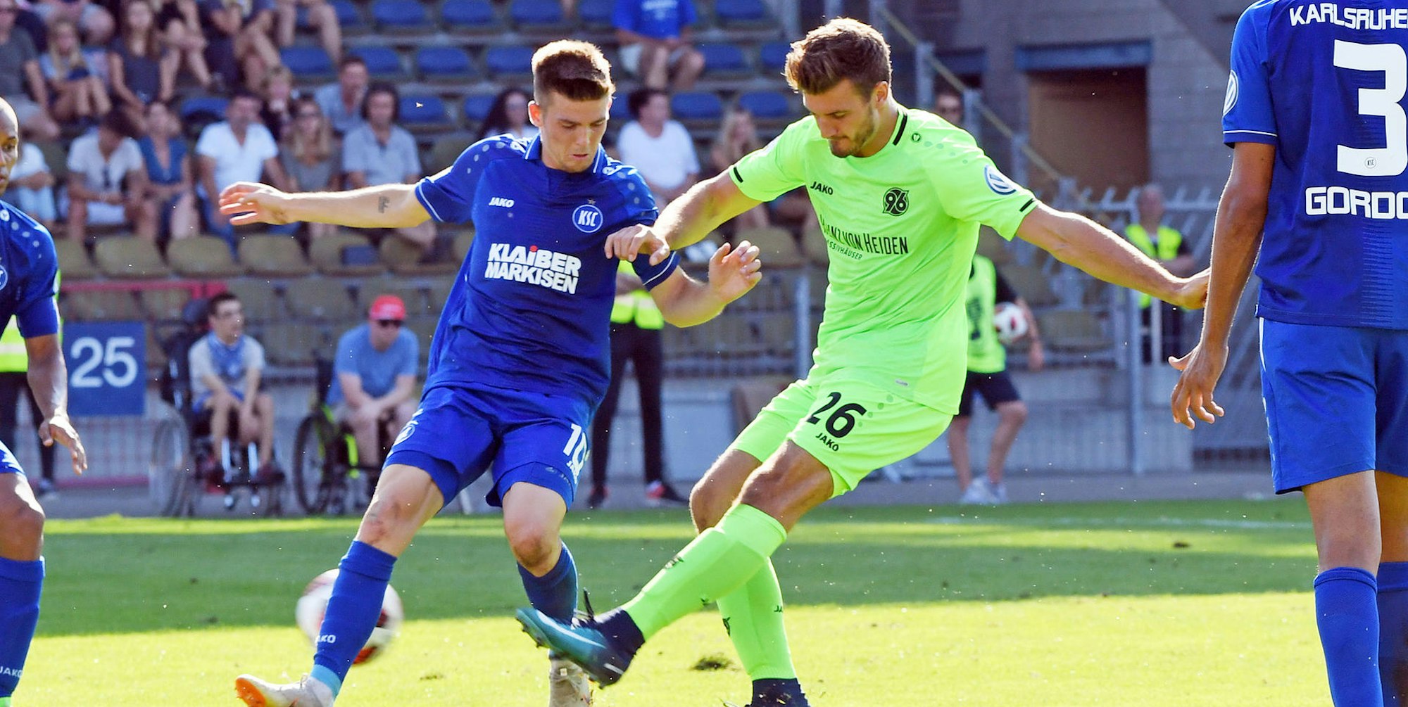 Hendrik_Weydandt_bekommt_Profivertrag_180821