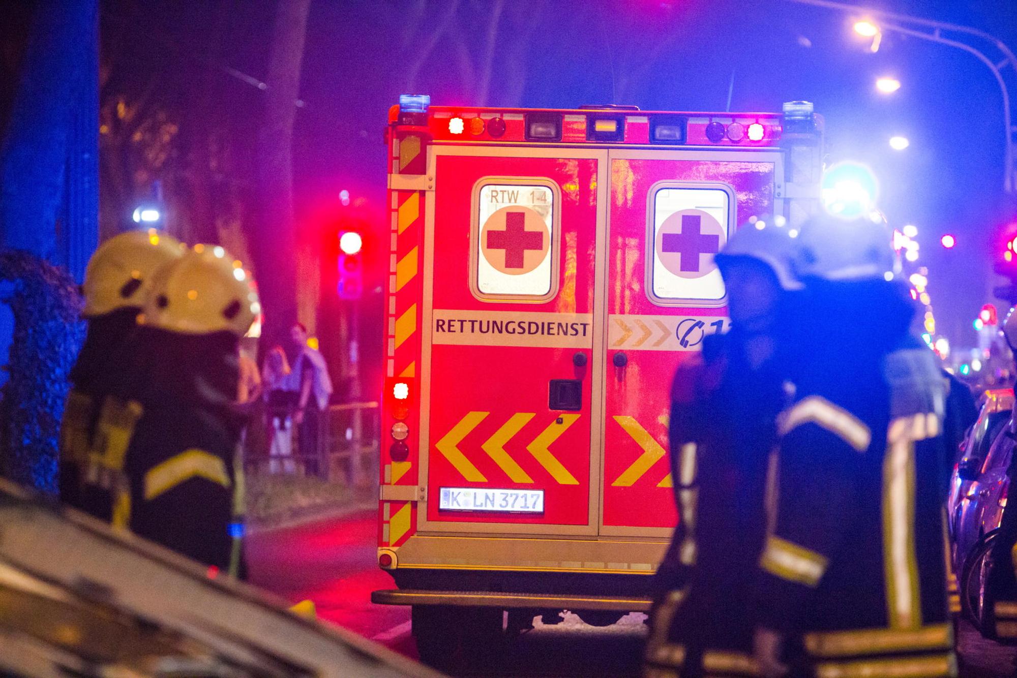 Das Foto zeigt einen Unfall auf der A4 bei Merzenich.