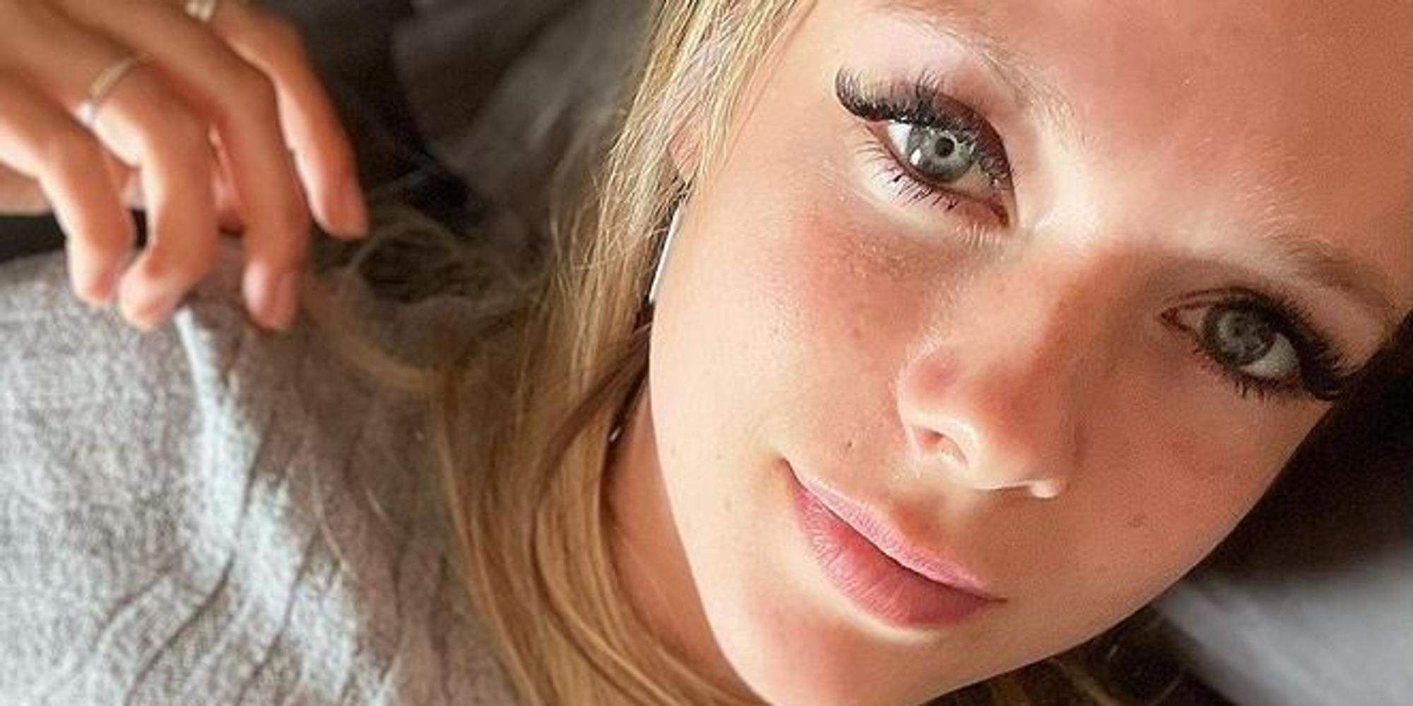 Anne Wünsche auf einem Selfie in ihrer Ferien Wohnung auf Mallorca am 8. April 2021