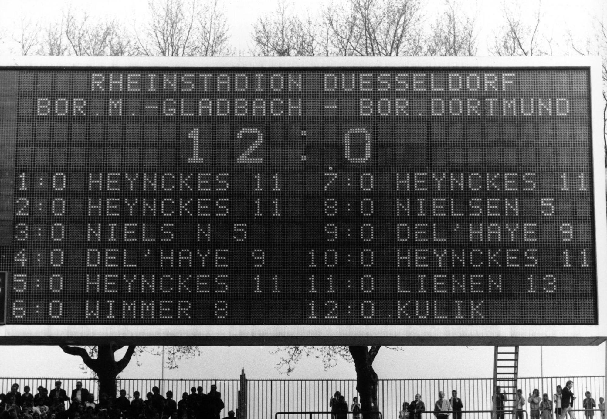 gladbach_anzeigetafel_12_0