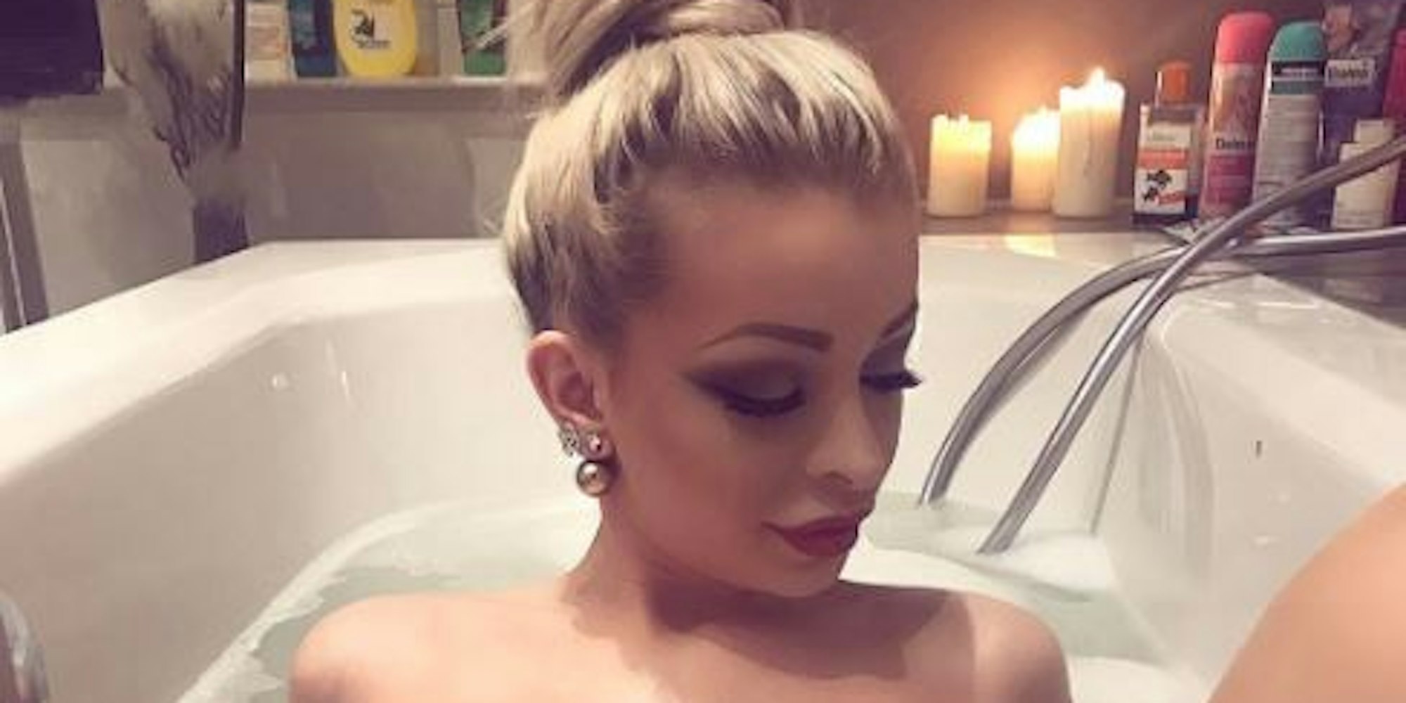 KatjaKrasaviceBadewanne