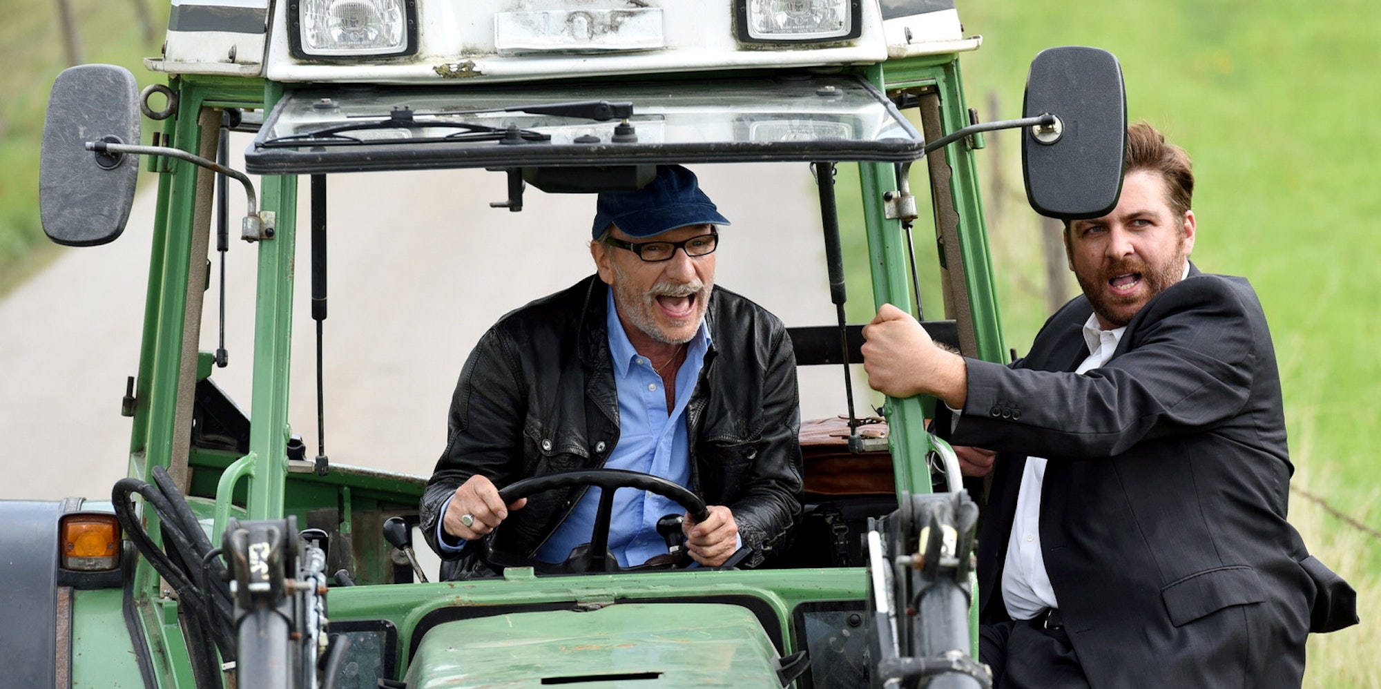 über land franz xaver kroetz trecker