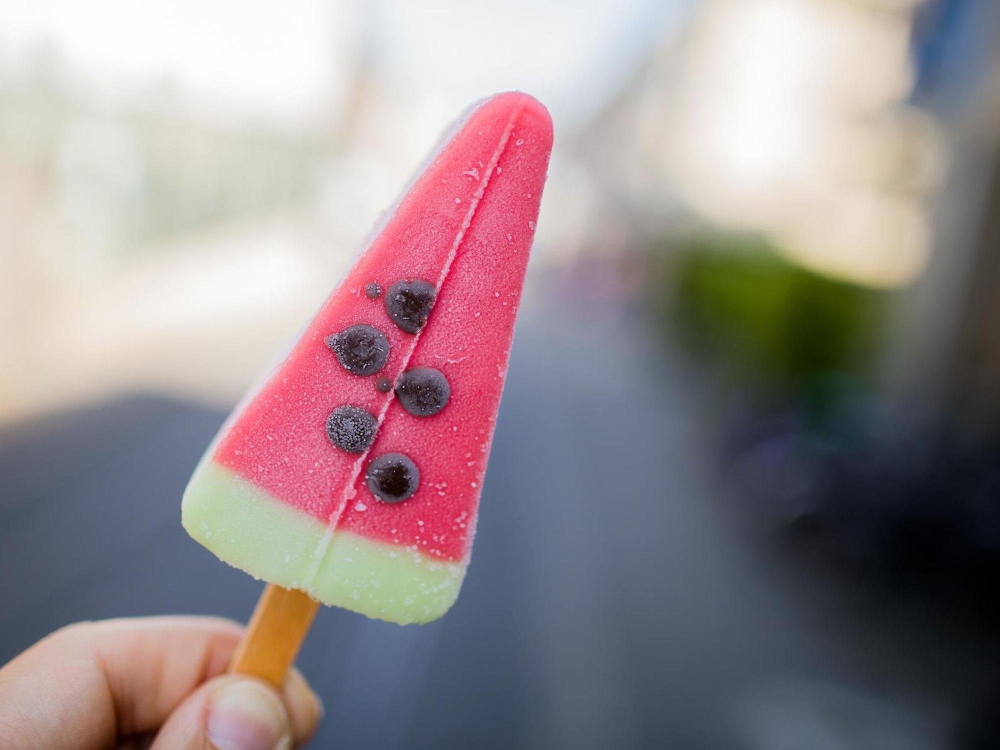 Eis am Stiel von Langnese: Hier ein Pirulo Watermelon. Bei Langnese stehen sehr viele Jobs auf dem Spiel.