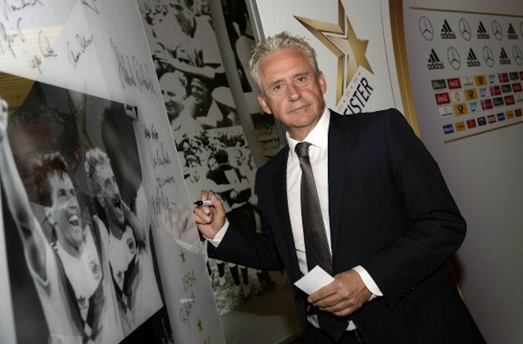 helmut kremers neu