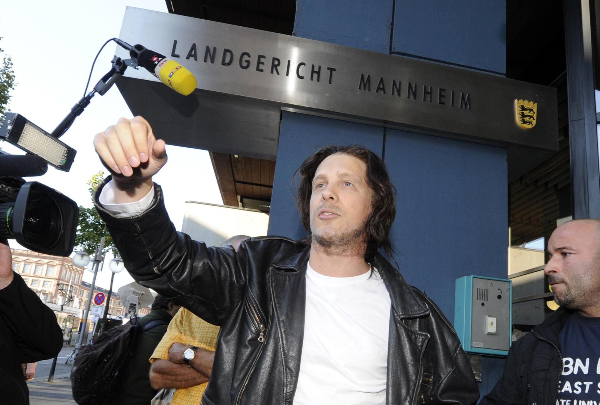 Oliver_Pocher_als_Kachelmann_04062020
