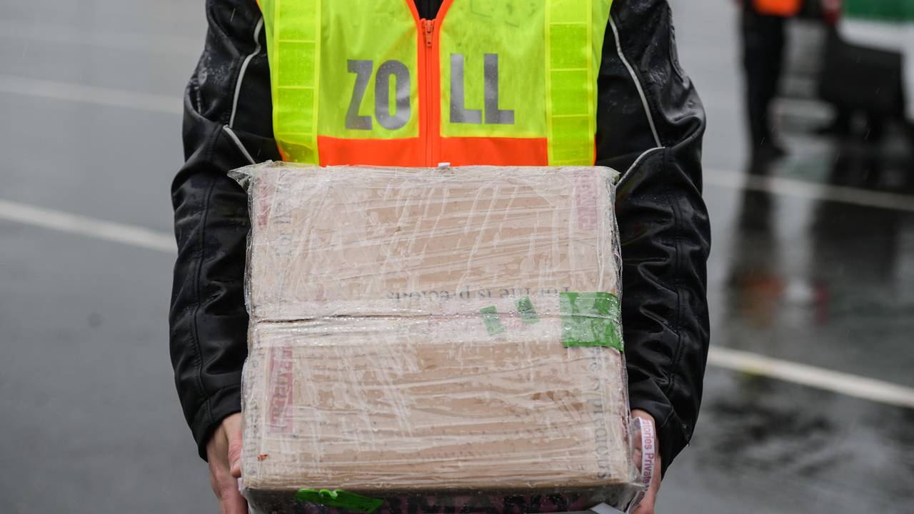 zoll paket