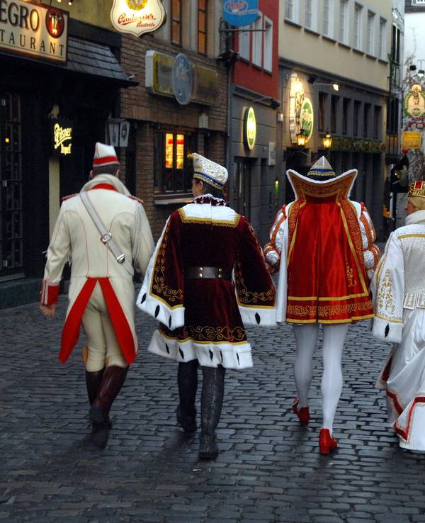 Eine Aufnahme des Kölner Dreigestirns aus dem Jahr 2008.