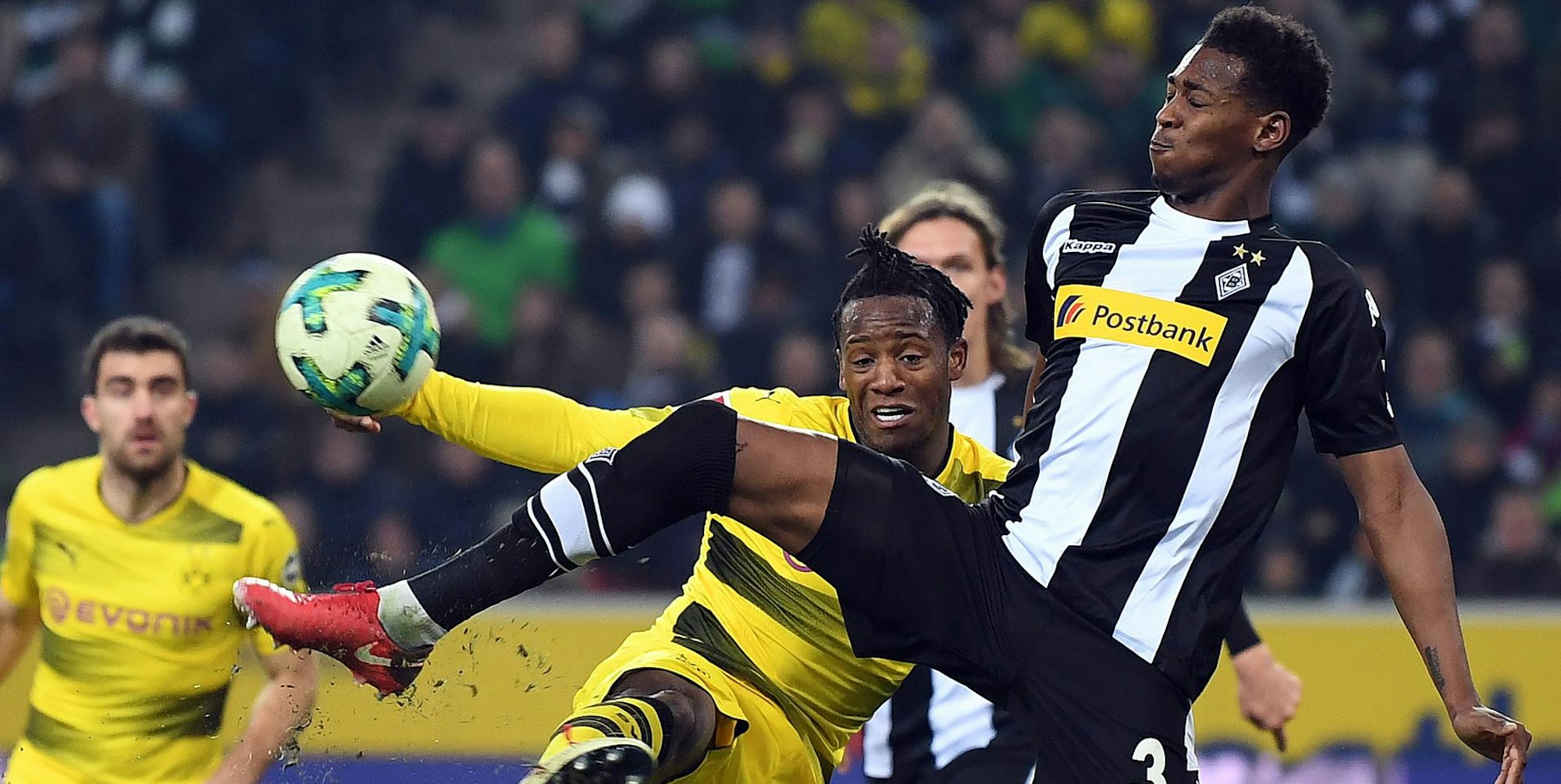 BMG_Trägt_Reece_Oxford_bald_wieder_das_Fohlen_Trikot