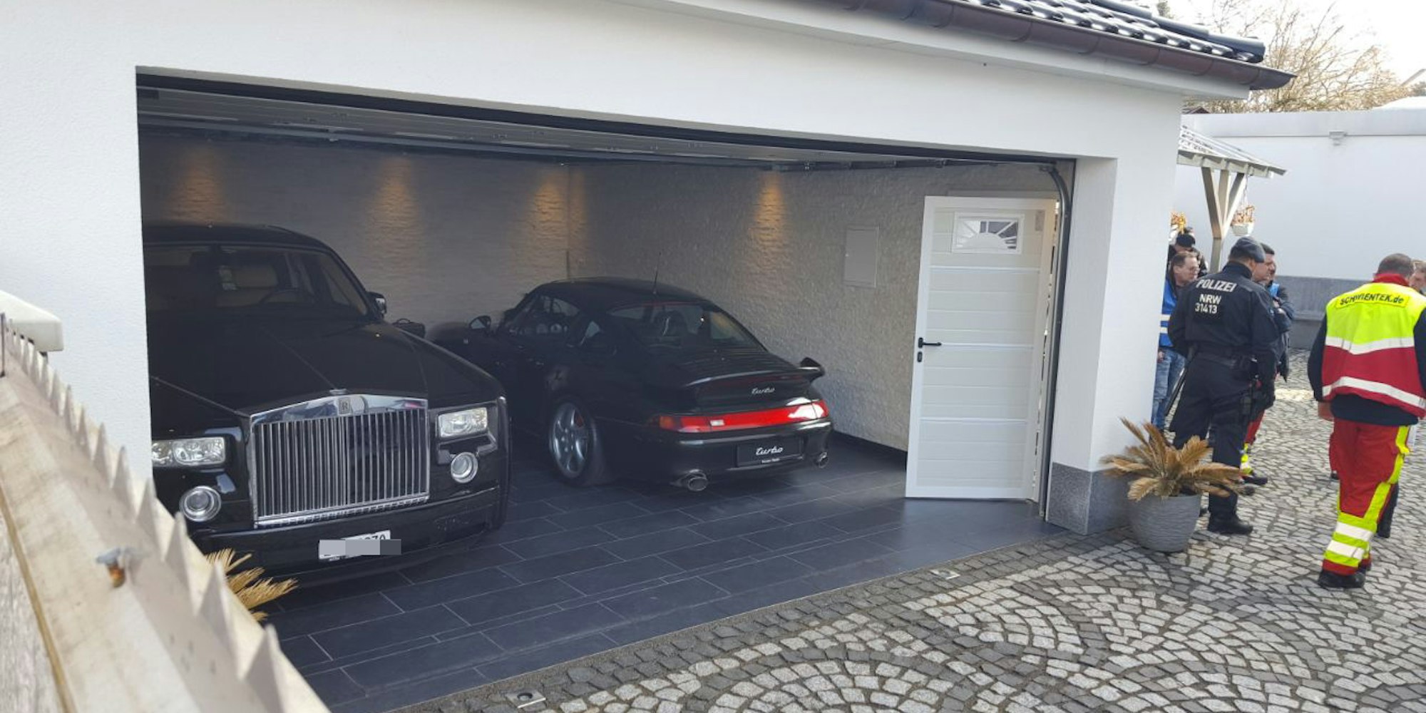 6d0ef0ba-4f3b-4287-906e-e4957d4033c8 (1)