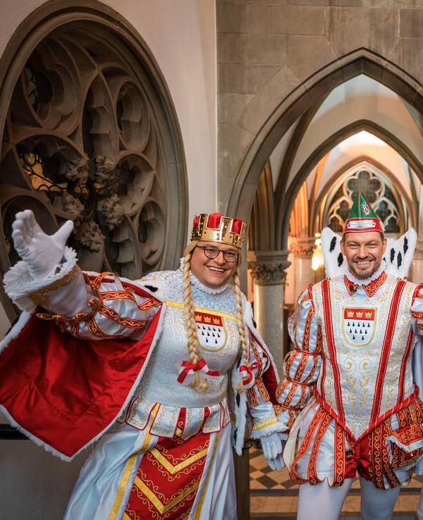 Kölner Dreigestirn nach der Proklamation