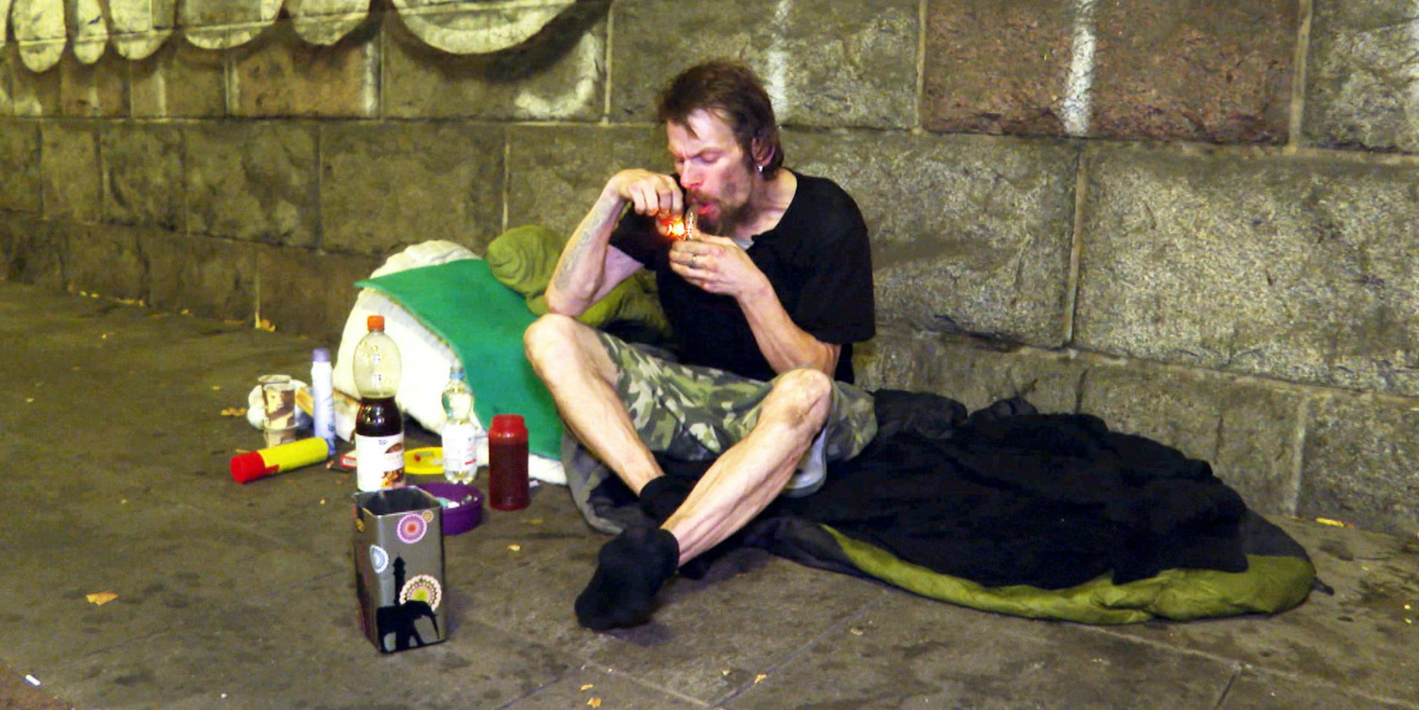 hartes-deutschland-12-sven-raucht-crack