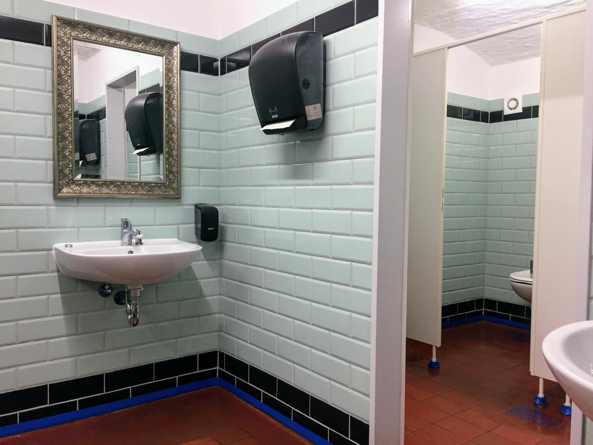 Die Toiletten im Lapidarium am Kölner Eigelstein