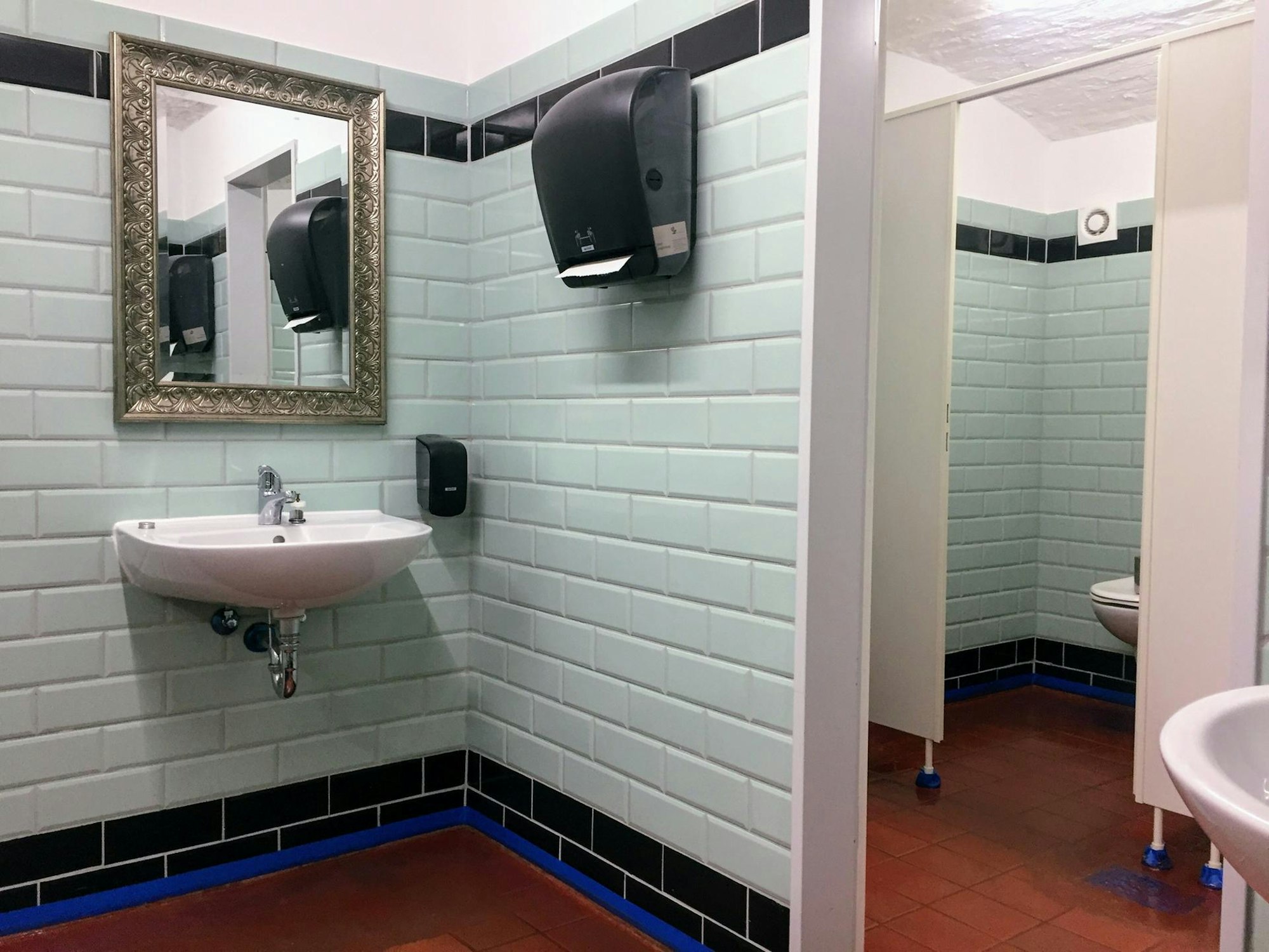 Die Toiletten im Lapidarium am Kölner Eigelstein