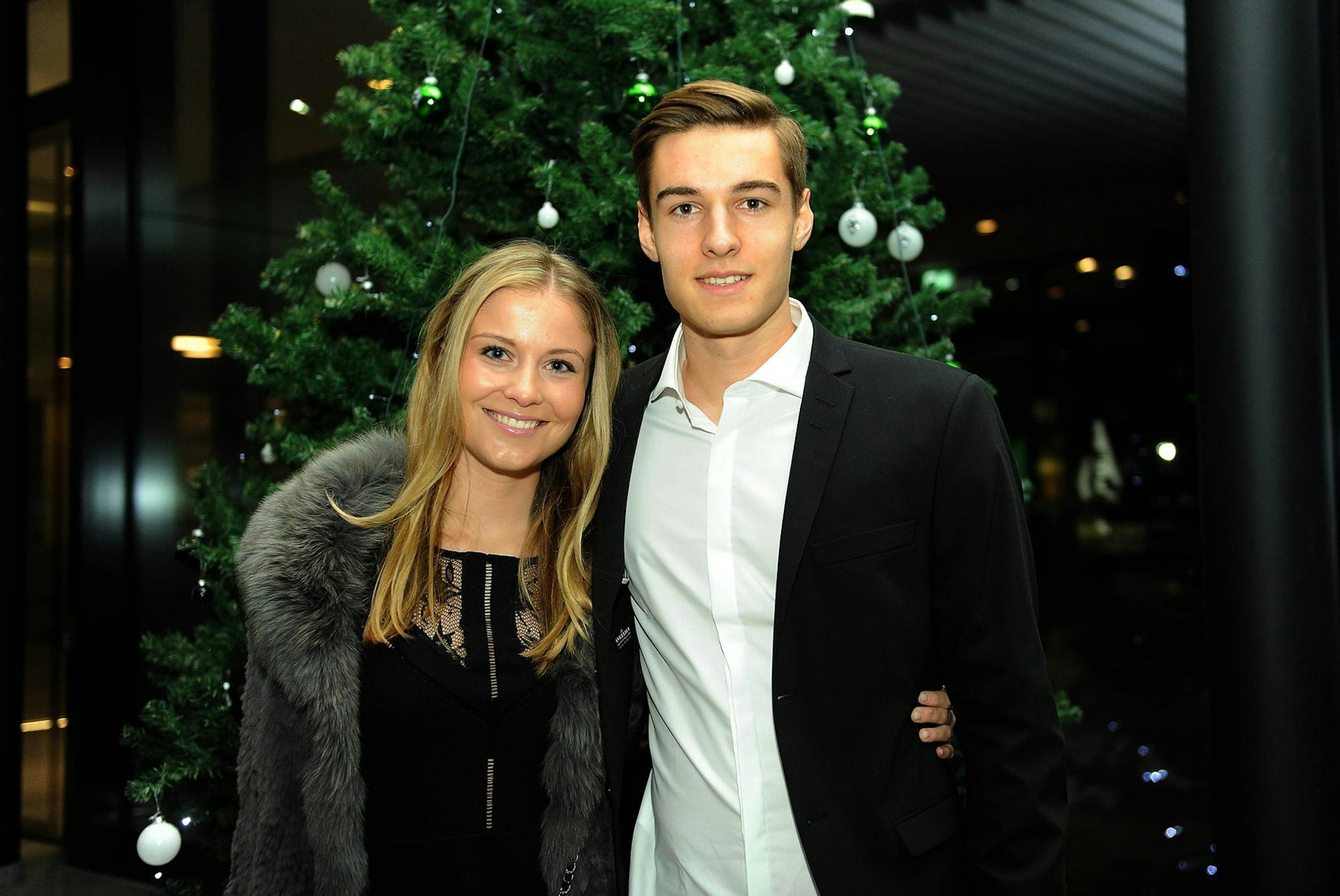 Florian Neuhaus_Aline Restle_Borussia Mönchengladbach_imago