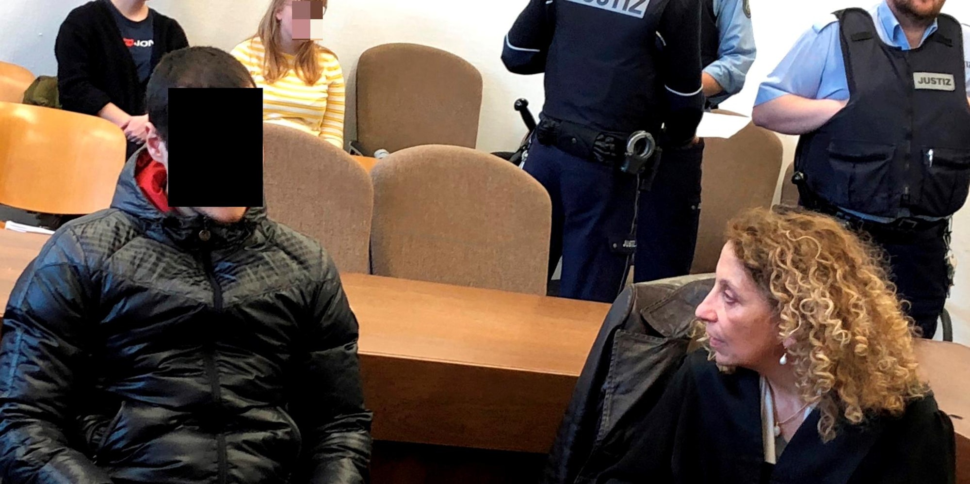 Neumarkt_Messer_Gericht