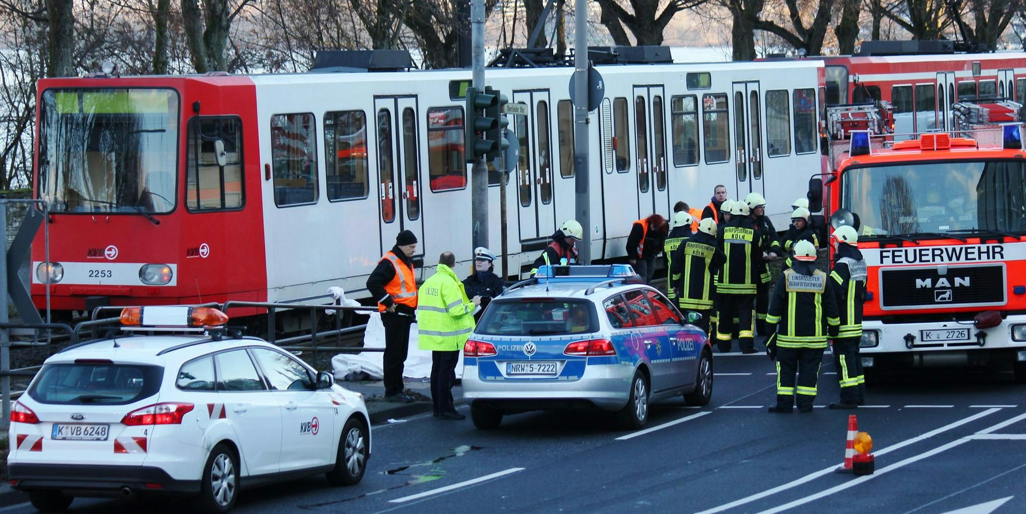 KVB-Bahn-Unfall-4