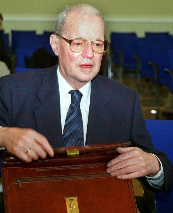 Gerhard Stoltenberg