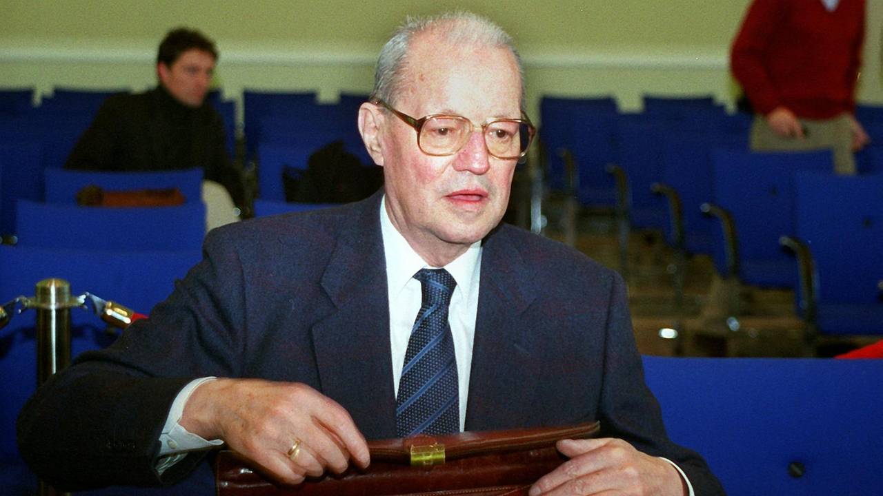 Gerhard Stoltenberg