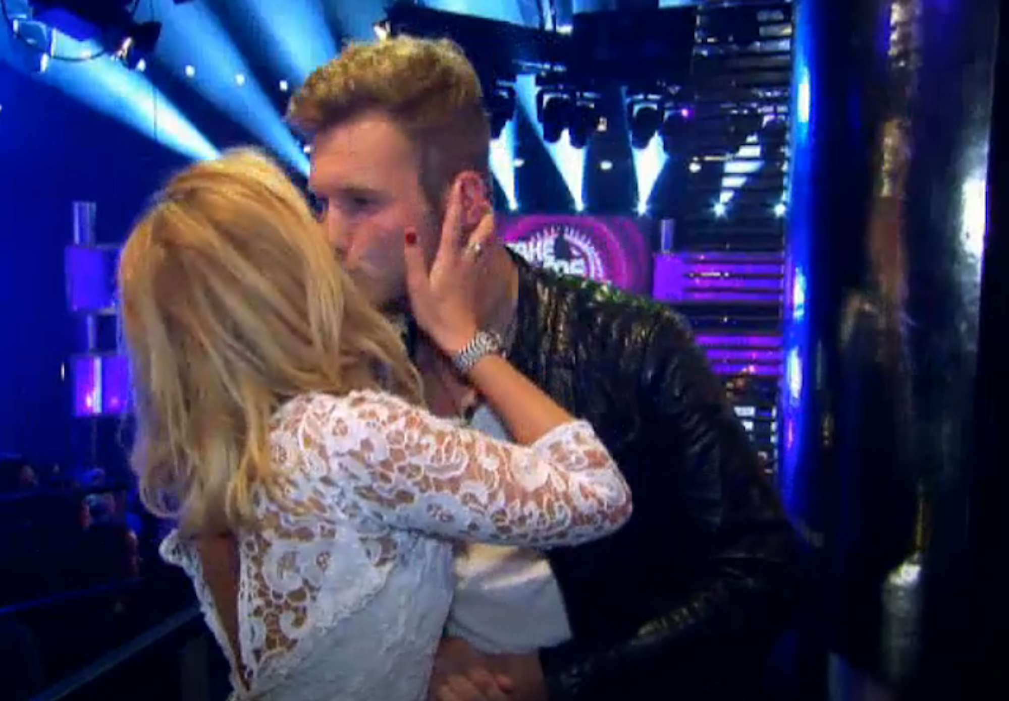 erster Kuss Take me out