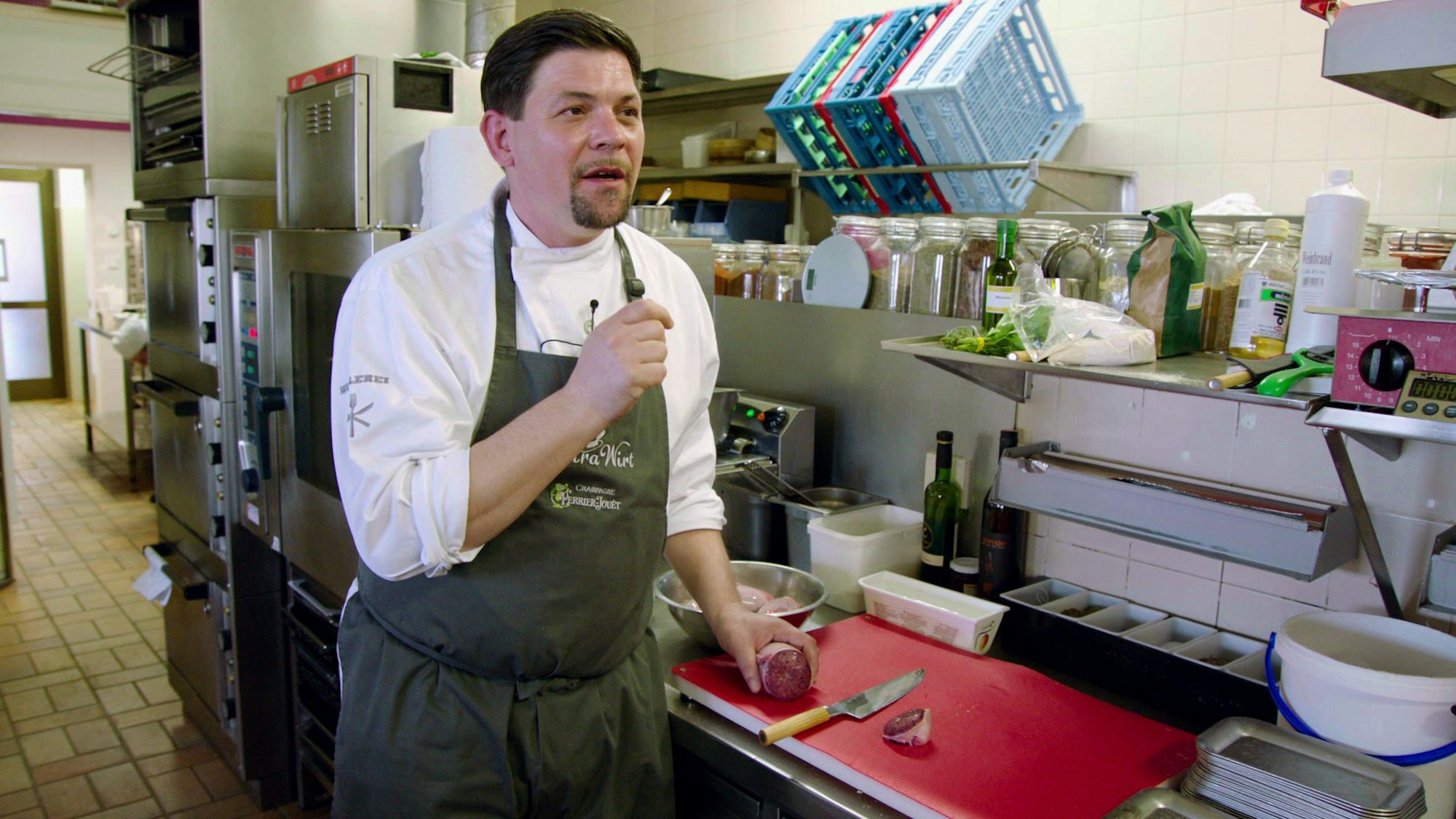 TIm Mälzer kitchen Imposssible Hoden