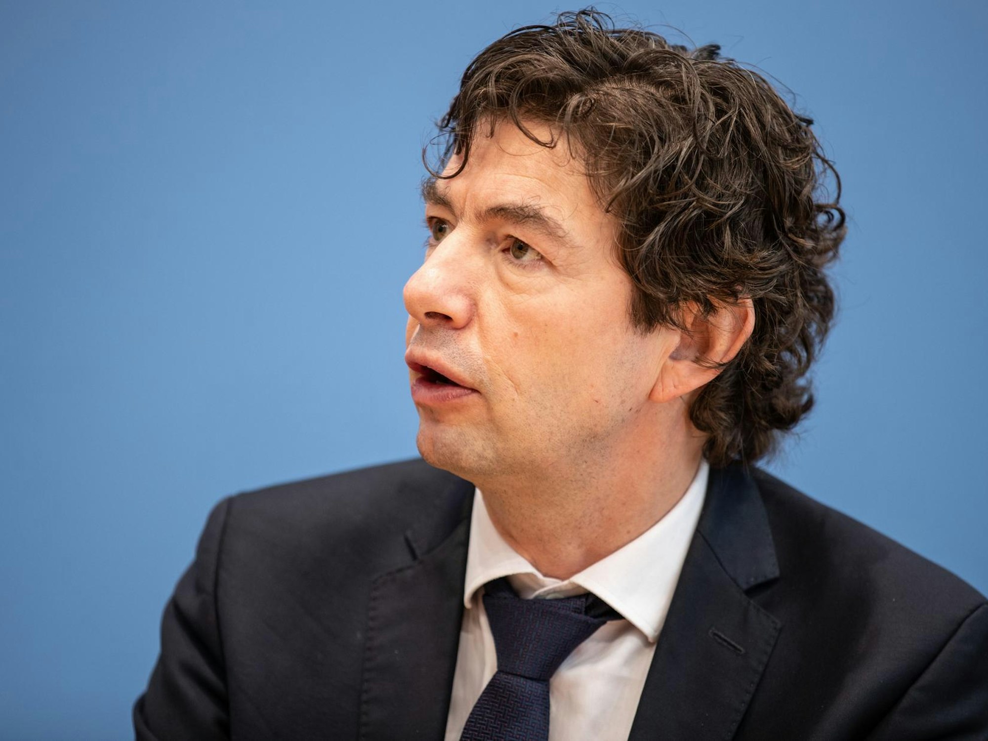 Christian Drosten warnt vor einer zu schnellen Lockerung des Lockdowns