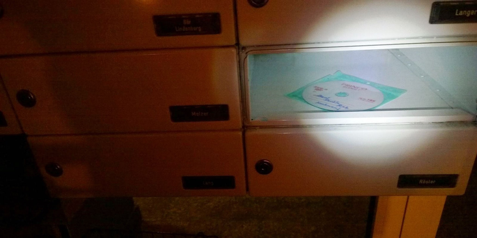 CD im Briefkasten