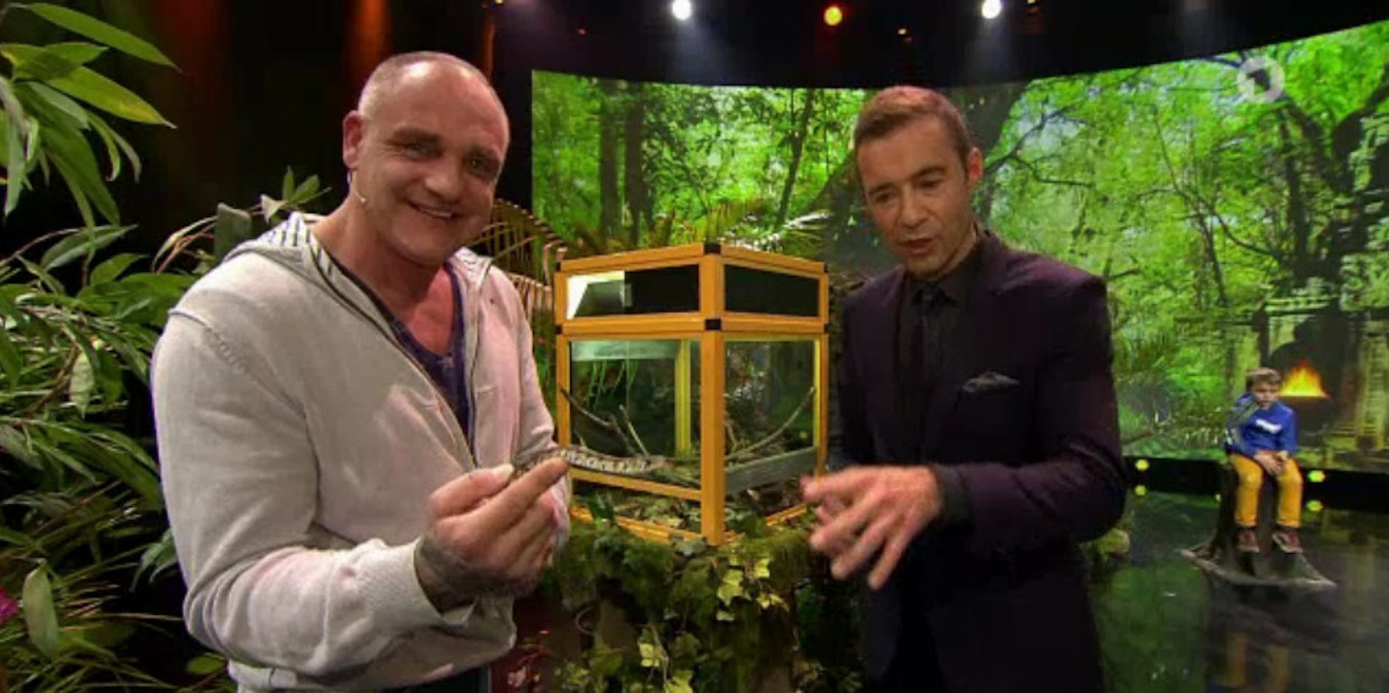 01K 10_71-93869921_ori