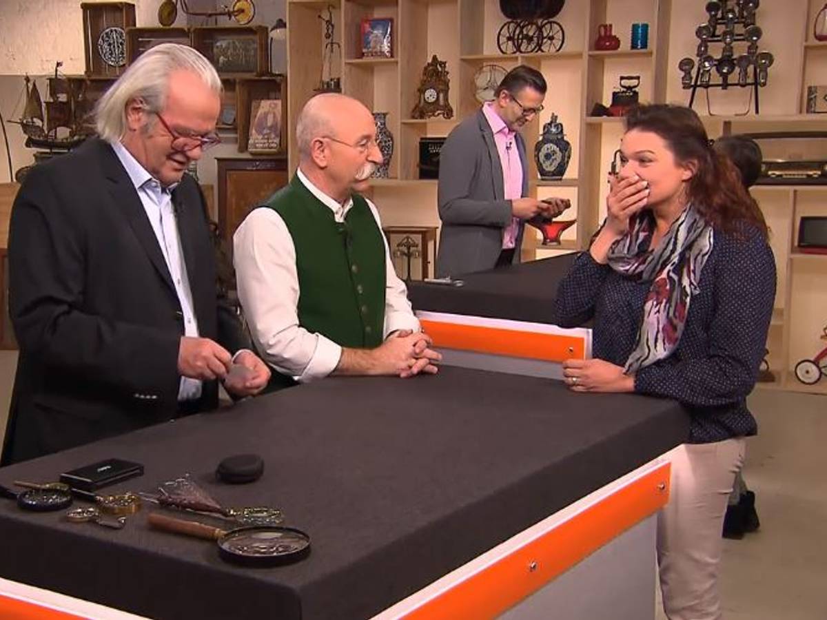 „Bares für Rares“-Duo Horst Lichter und Albert Maier bei der Expertise