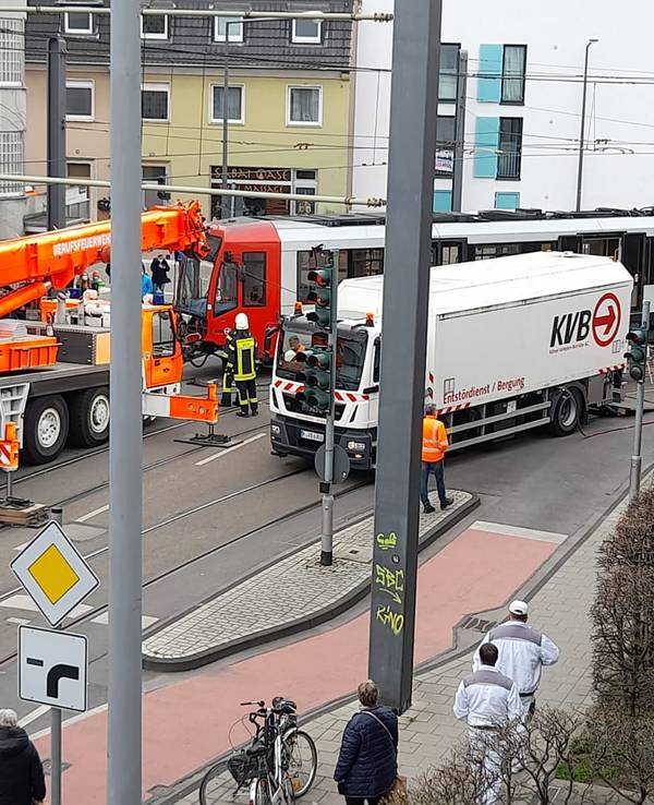 kvb_unfall_ossendorf_23_03_2021