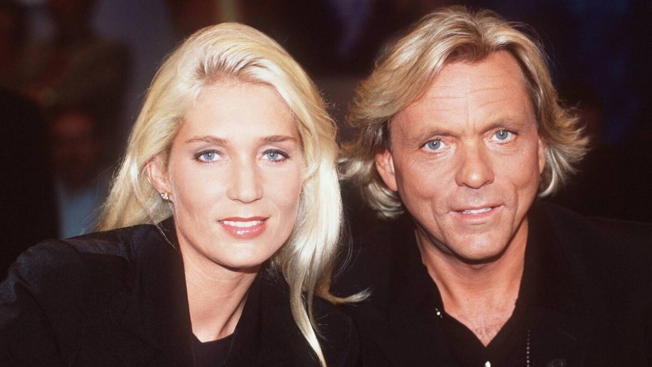 Sarah Kern ist 2024 als Kandidatin beim RTL-Dschungelcamp dabei. Sarah Kern und Otto Kern (hier auf einem undatierten Archivfoto) waren von 1996-1999 verheiratet, sie haben einen gemeinsamen Sohn.