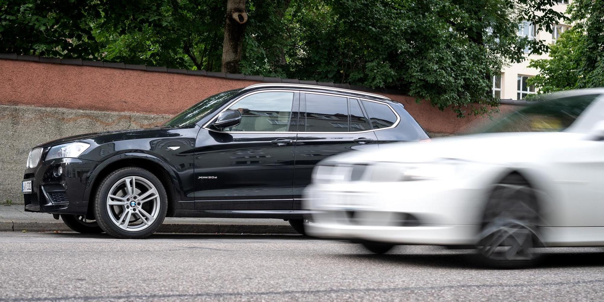 suv_straßenverkehr