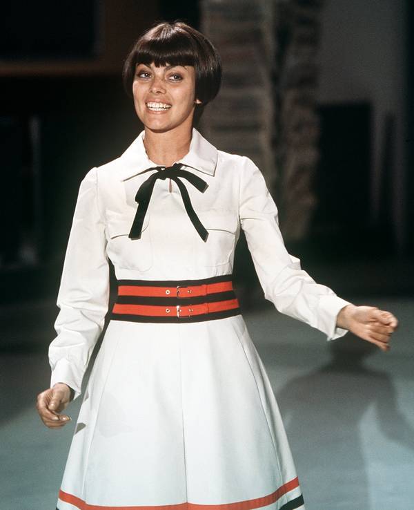 Mireille Mathieu1_010421