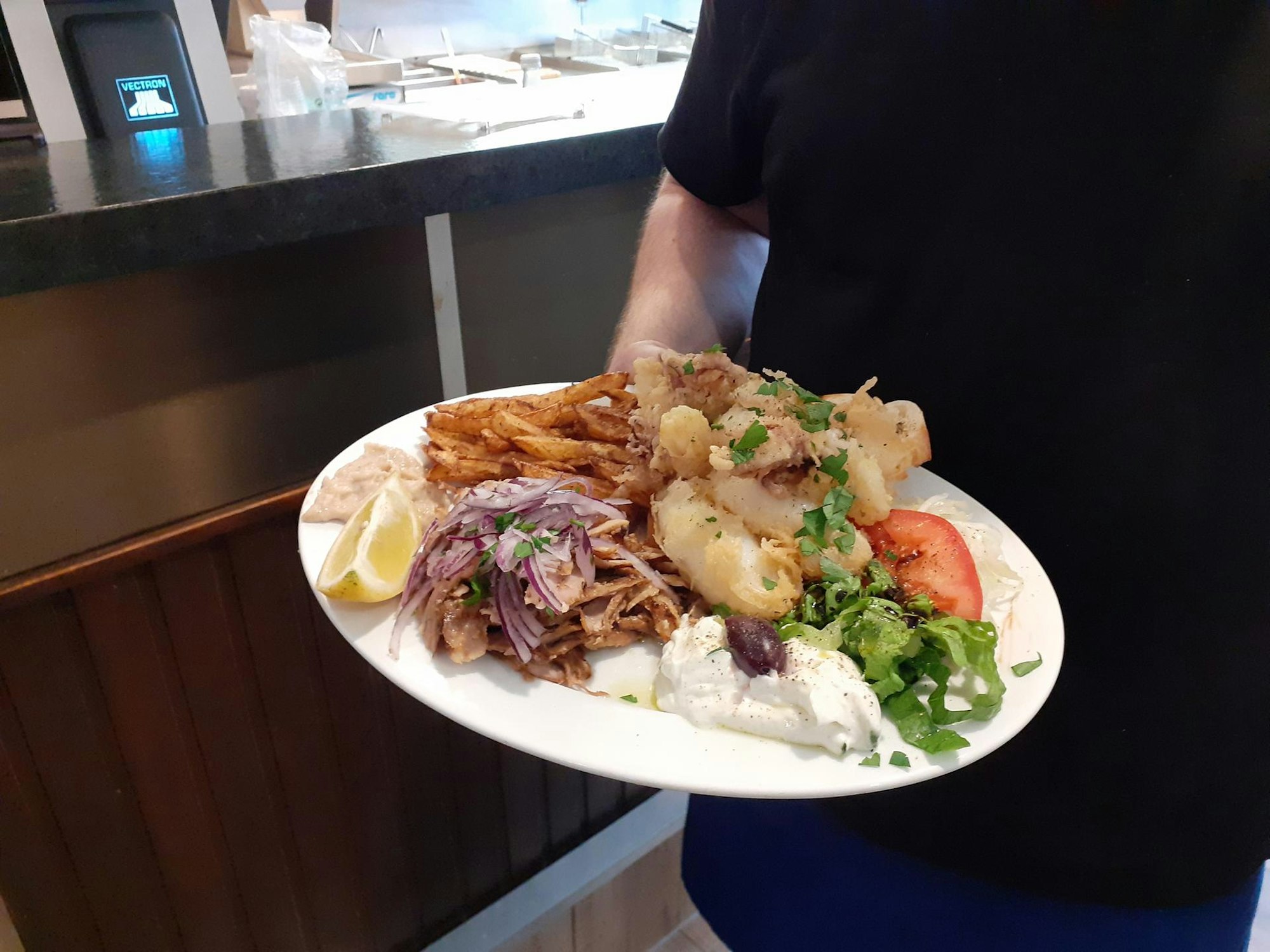 Gemischter Teller im Restaurant Tischlein Deck Dich in Köln.