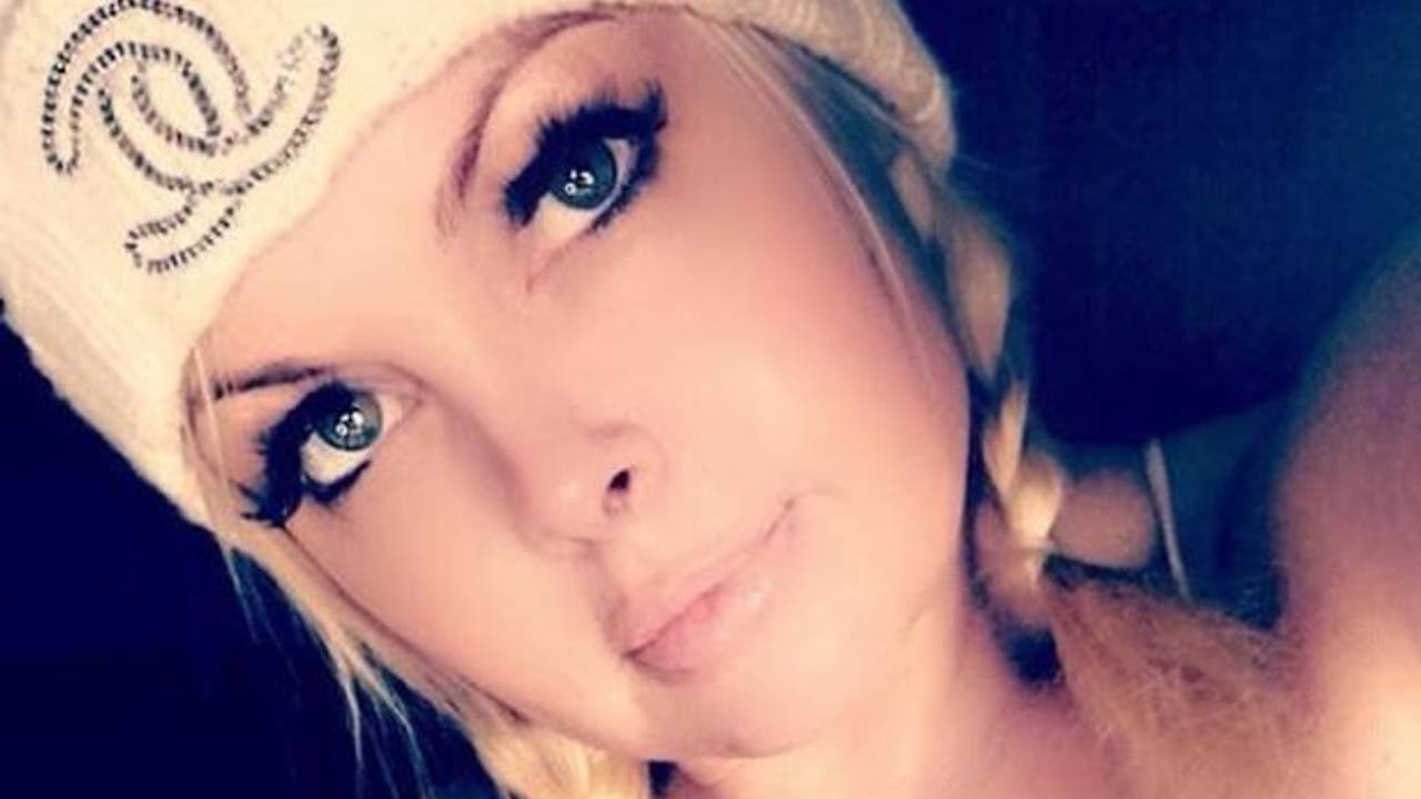 jesse jane selfie mit mütze