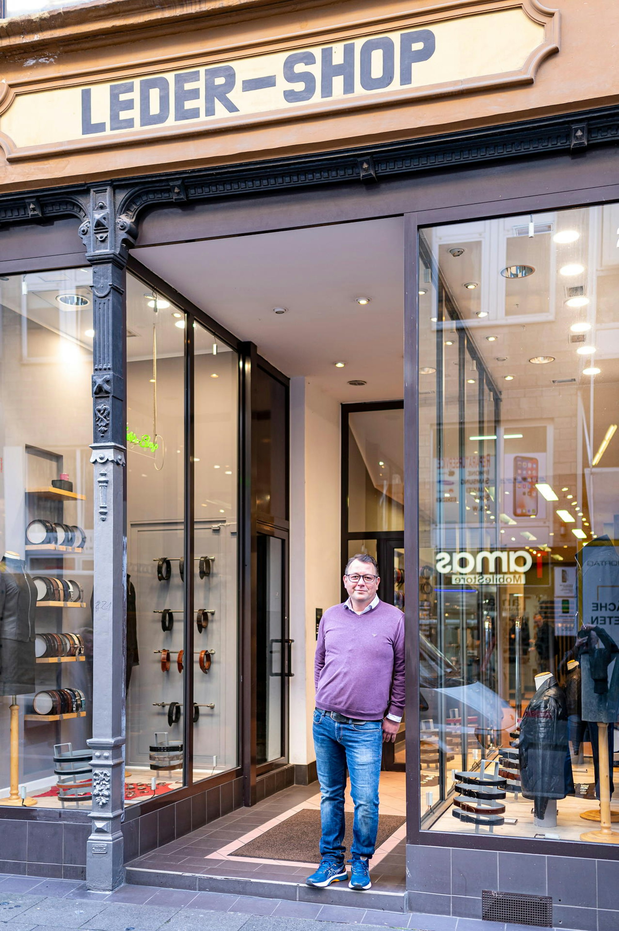 21012020_AR_Leder_Shop_Ehrenstrasse_FOS1-4