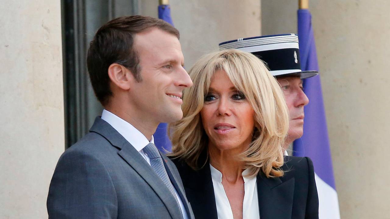 Macron 329610008129499E