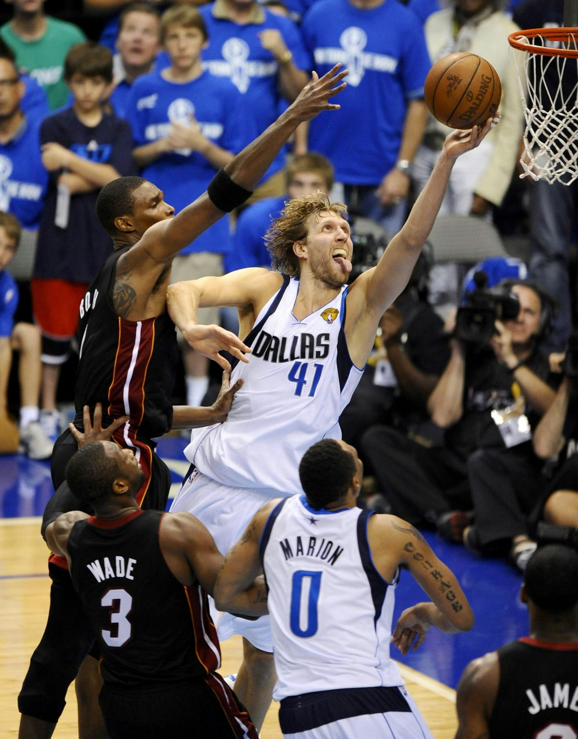 Dirk_Nowitzki_gegen_Miami_2011