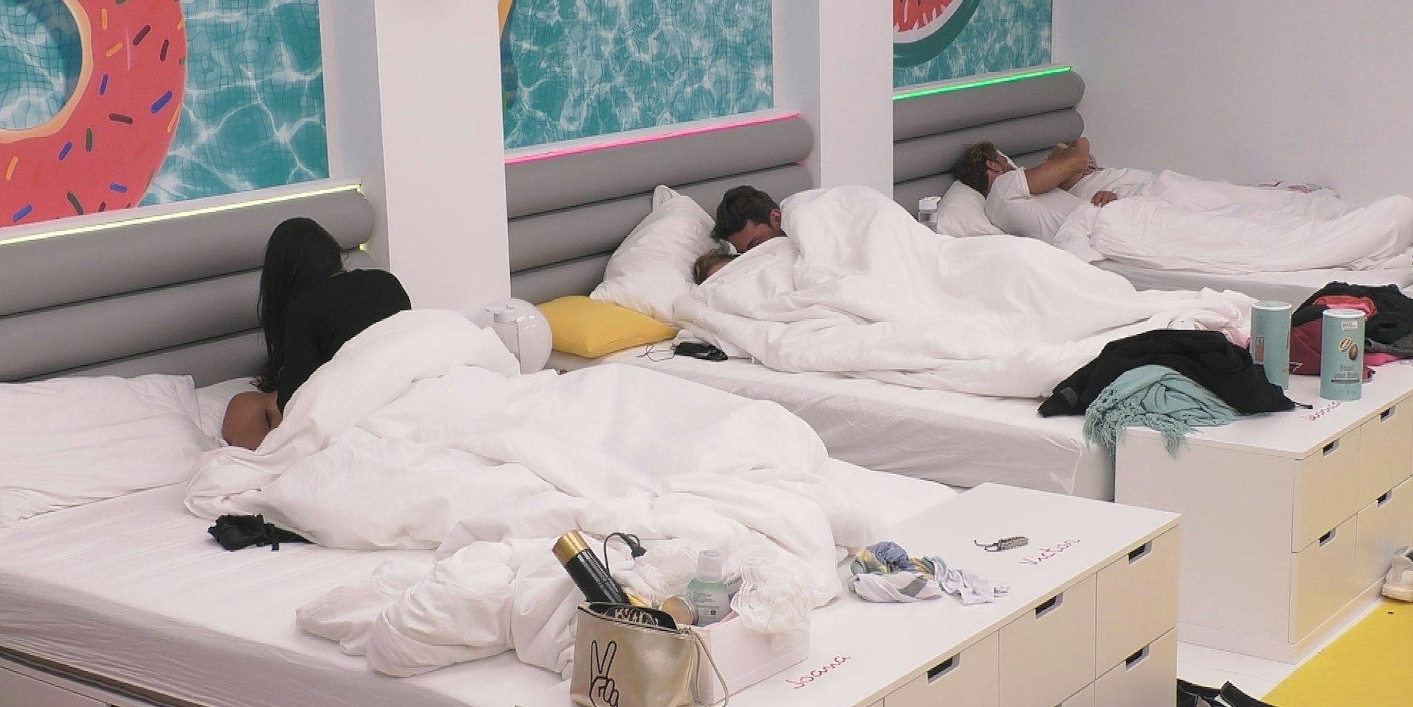 loveisland-2-16-schlafzimmer-5